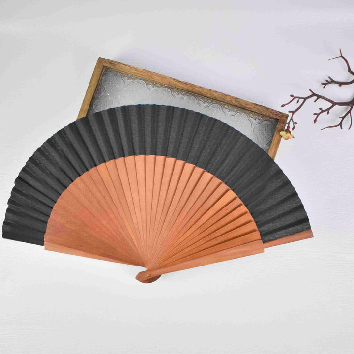 Ladies fan made of high-quality paper with stylish wooden frame Bowlift