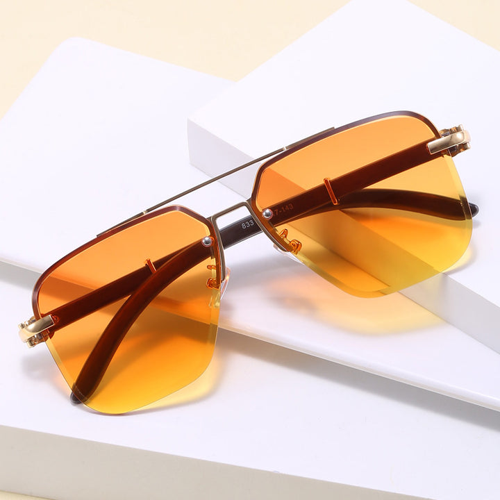 Women's Stylish Sunglasses in Elegant Metal Frame Bowlift