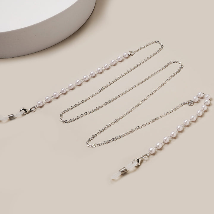 Fashionable Eyewear Chain Bowlift