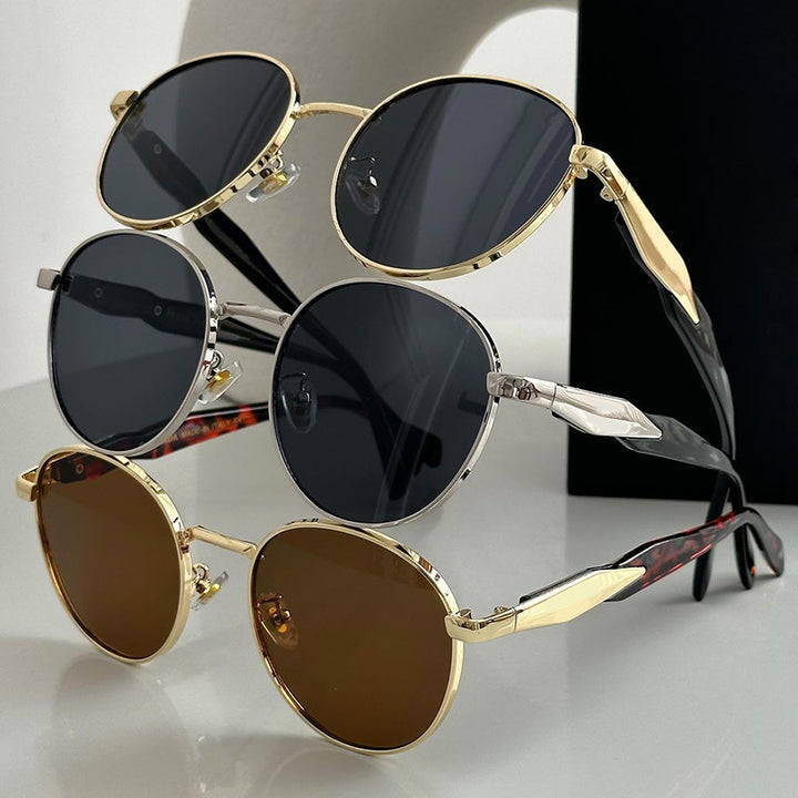 Women's round sunglasses with elegant golden frame and UV protection Bowlift