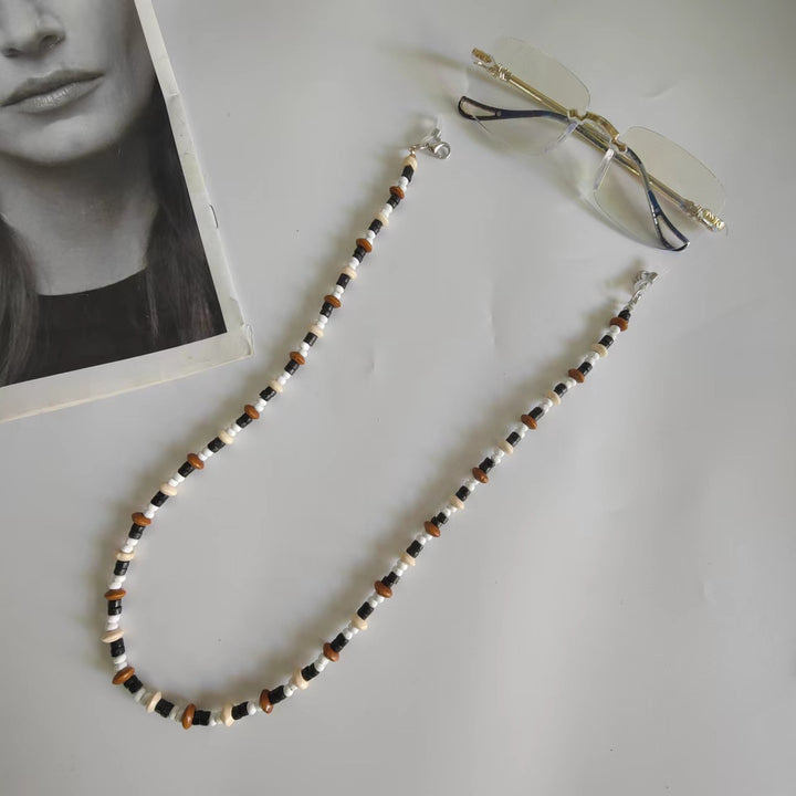 Glasses holder chain made of high-quality pearls Bowlift