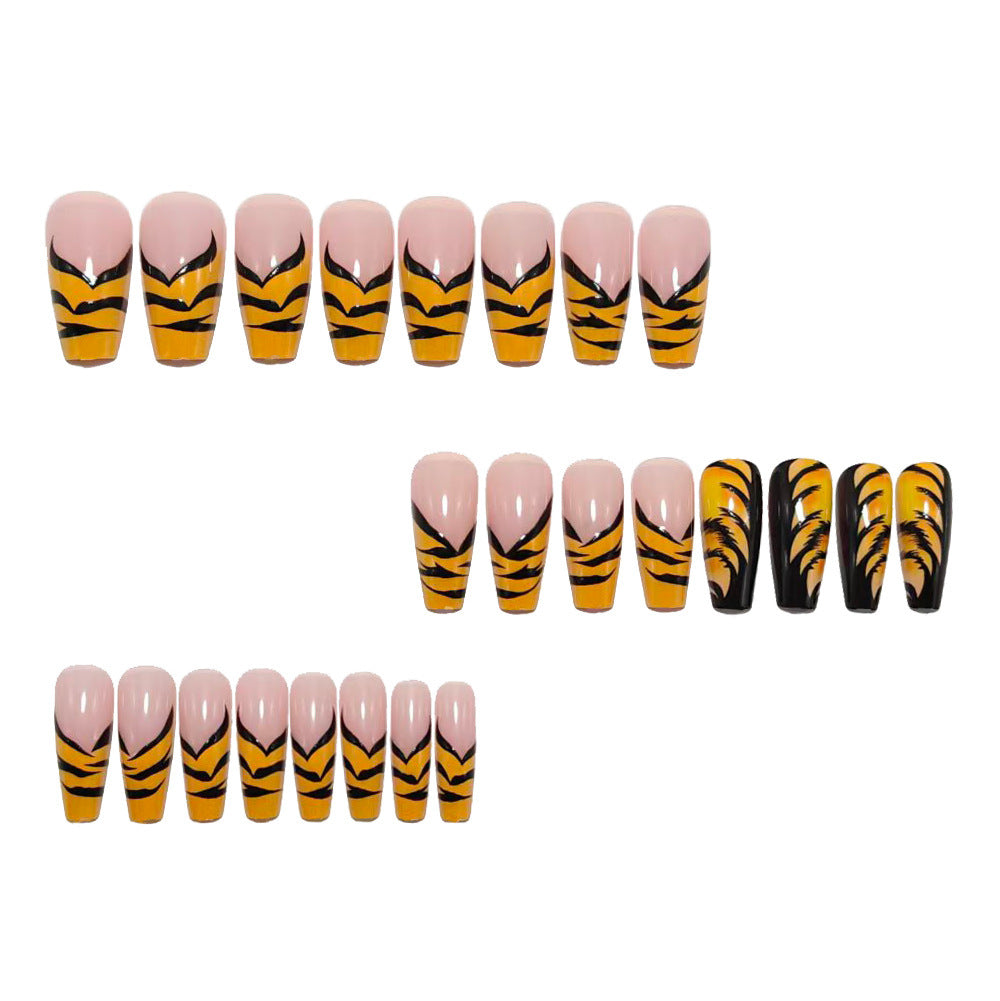 Creative Art Nails in Tiger Stripes Design Bowlift