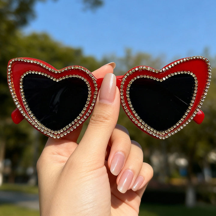 Glamorous Heart-Frame Sunglasses Bowlift