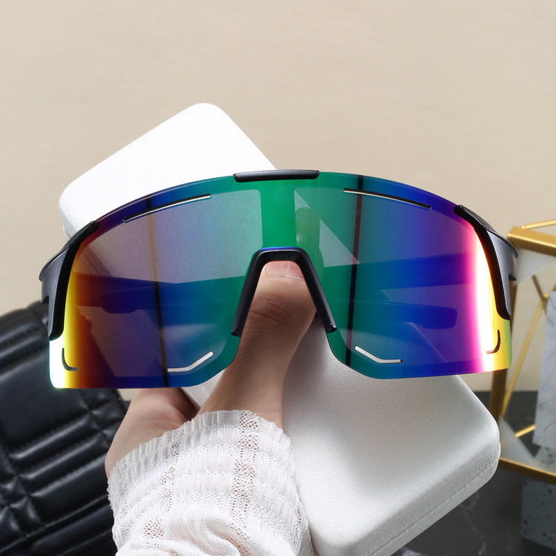 Women's sporty sunglasses with wide field of view Bowlift