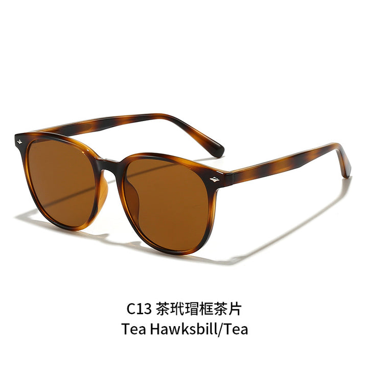 Women's fashionable sunglasses in elegant shape design Bowlift