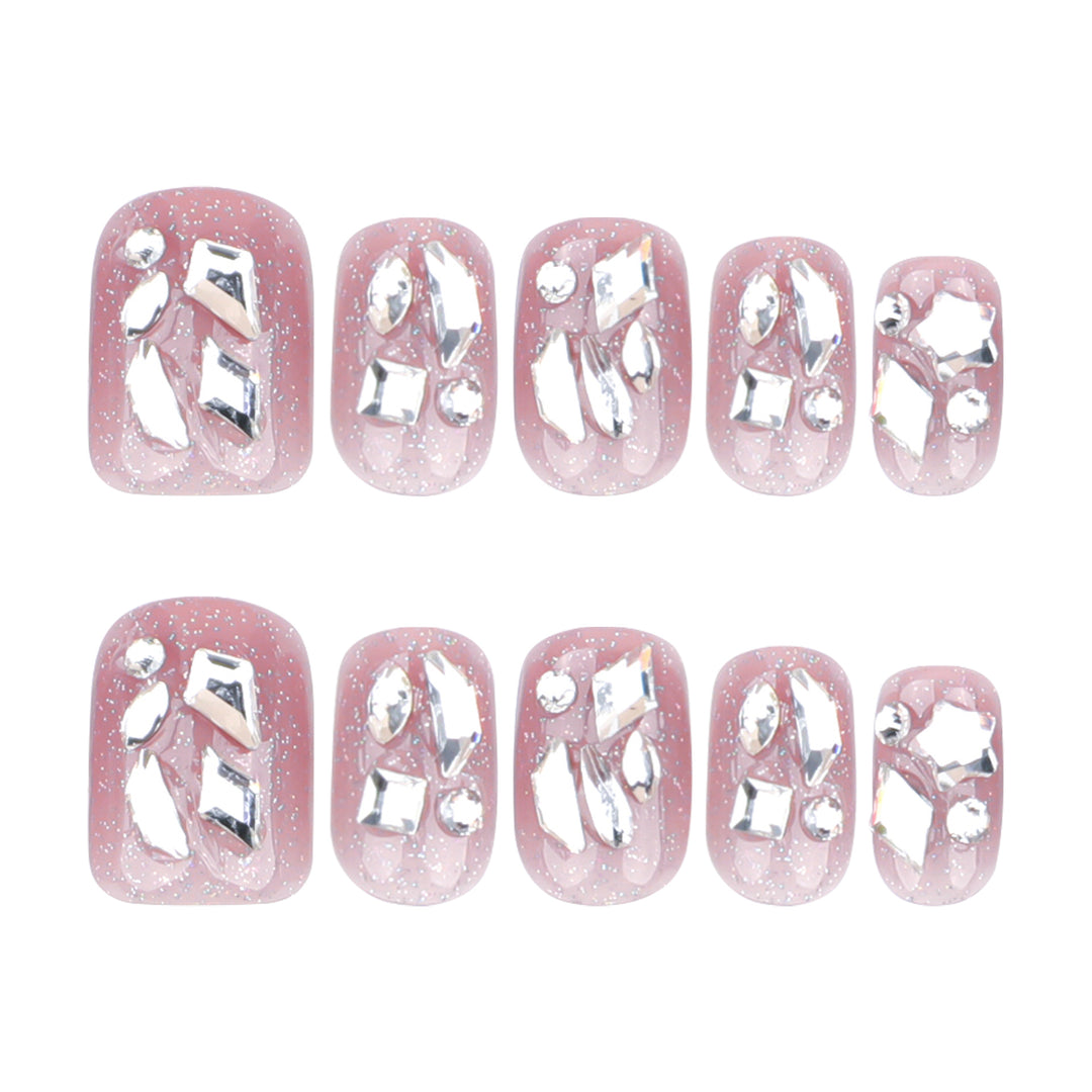 Artificial nail art with glamorous glitter accents Bowlift