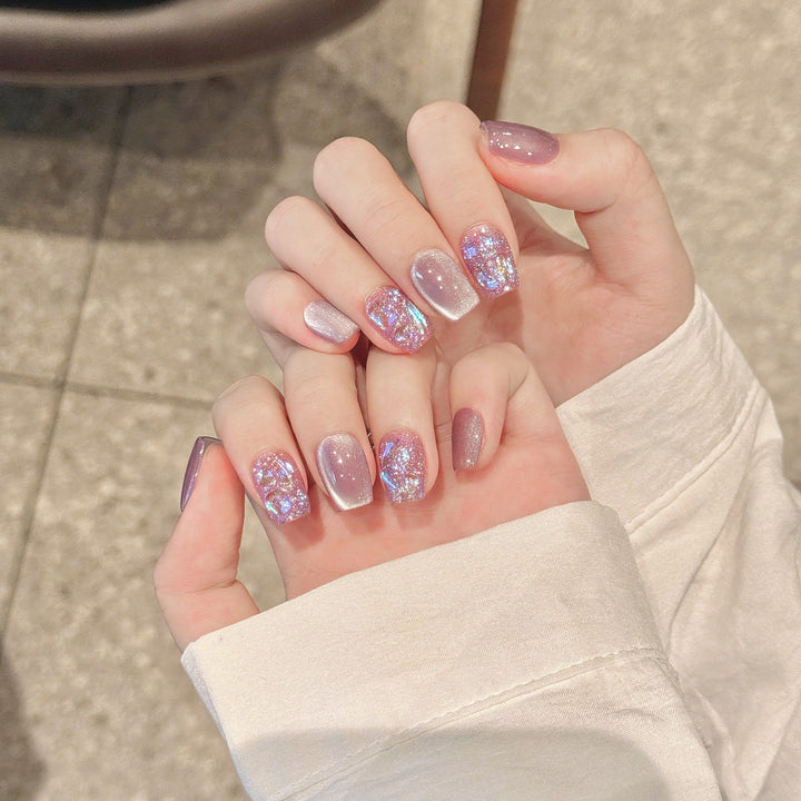 Glittery Nail Art Press-On Set Bowlift