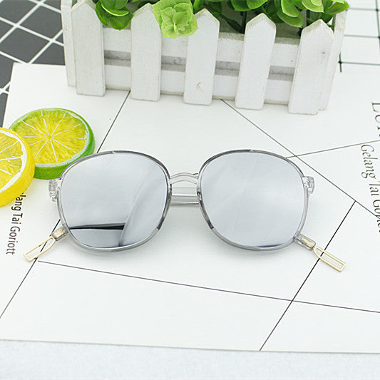 Ladies fashionable square sunglasses with transparent frame Bowlift