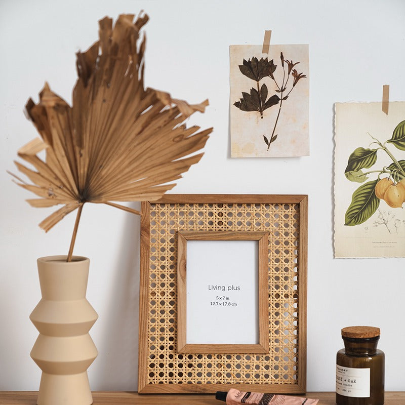 Artistic Picture Frames Bowlift