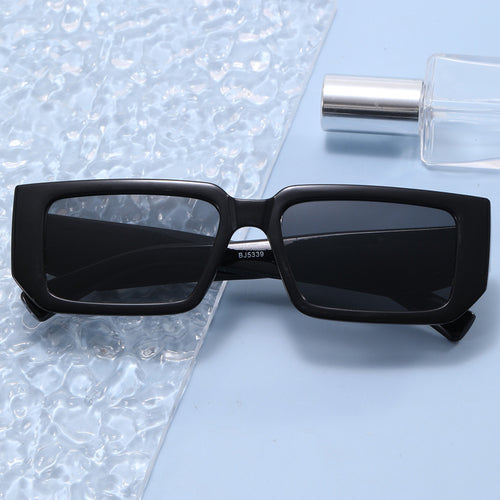 Women's Fashion Rectangular Sunglasses with Fancy Frame Bowlift