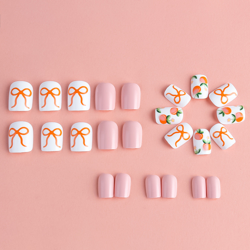 Artistic Themed Press-On Nail Set Bowlift