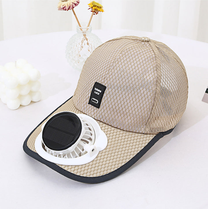 Ventilated baseball cap with integrated solar fan in the visor and breathable mesh Bowlift