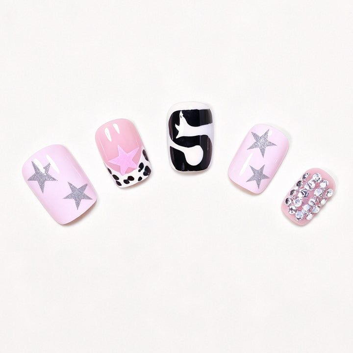 Artistic Press-On Nail Art Design Bowlift