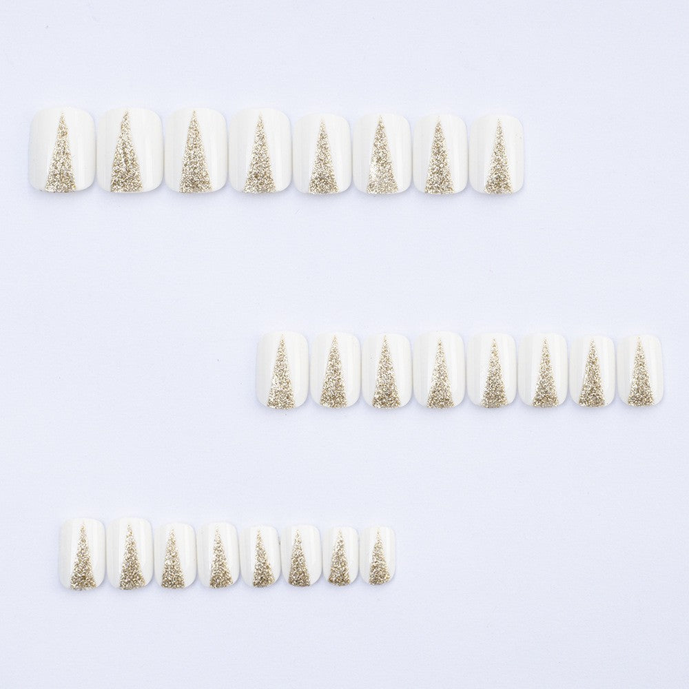 Glamorous artificial nails in elegant lace design Bowlift