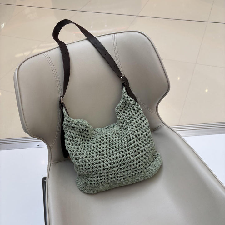 Hand-knotted strap bag Bowlift