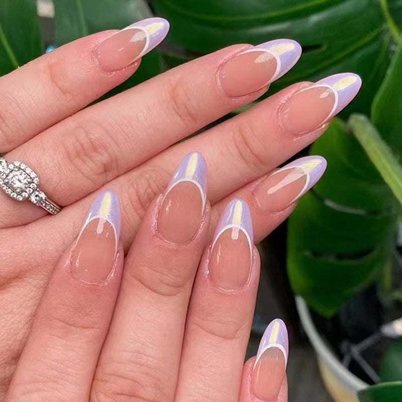 Elegant Stiletto Nail Design Bowlift