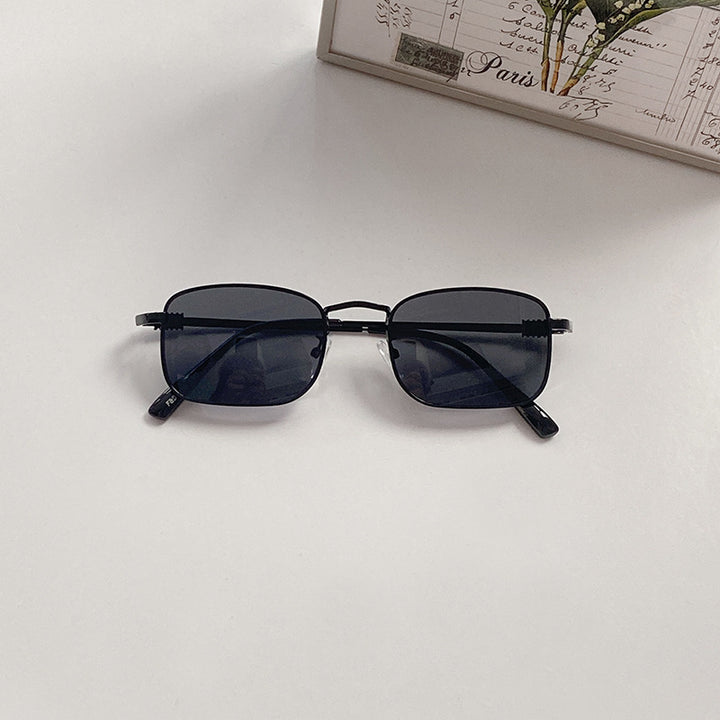Fashionable glasses with square frame Bowlift