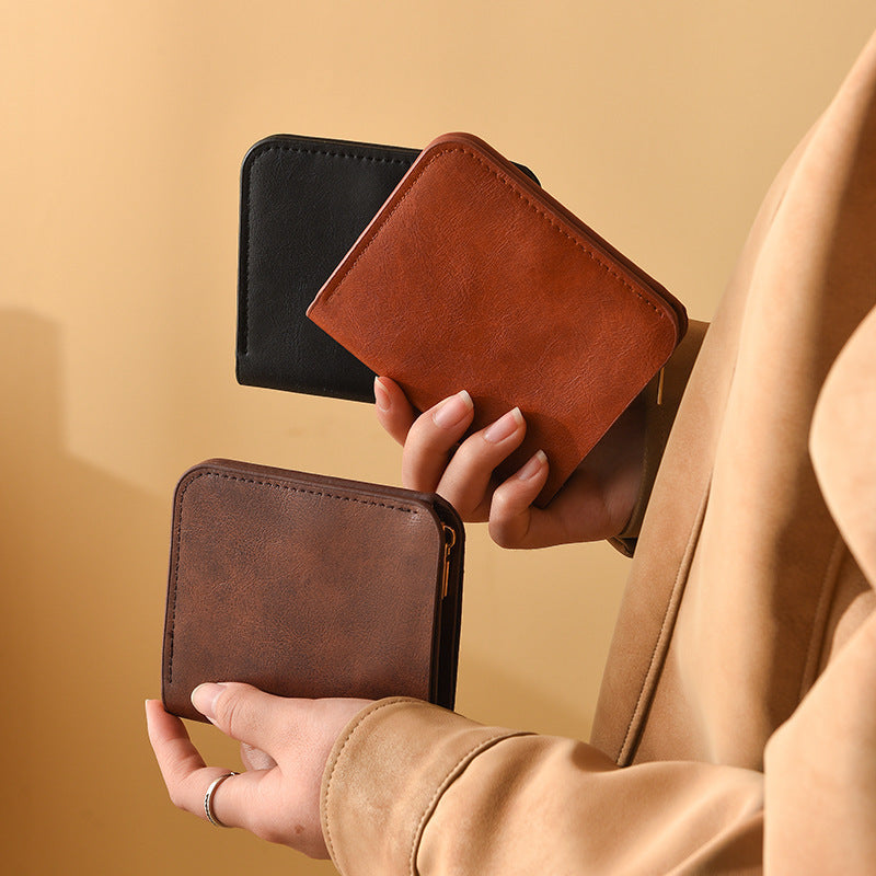 Classic Leather Bi-Fold Wallet Bowlift