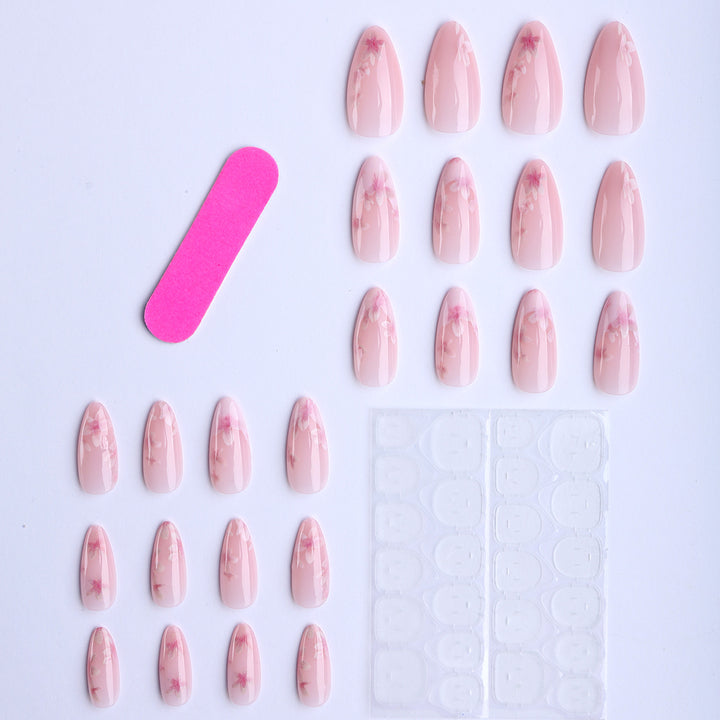 Artificial nails with delicate floral accents Bowlift