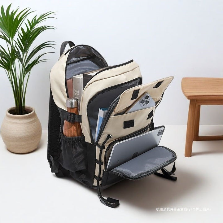 Leisure Backpack with Innovative Compartment System Bowlift