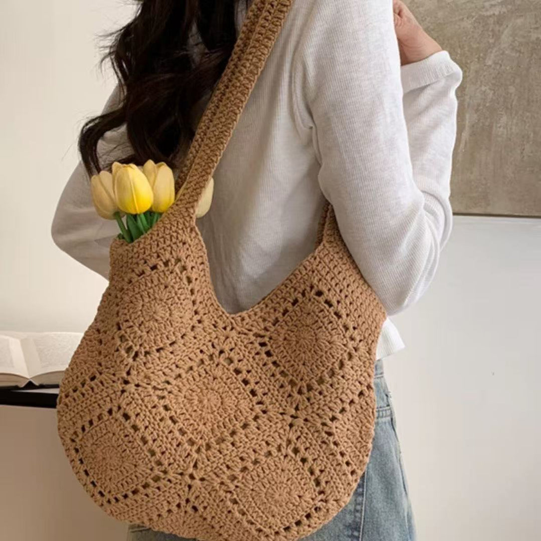 Hand-crocheted tote bag Bowlift