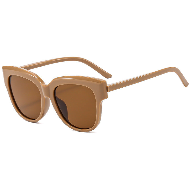 Women's fashionable cat-eye sunglasses with trendy plastic frame Bowlift