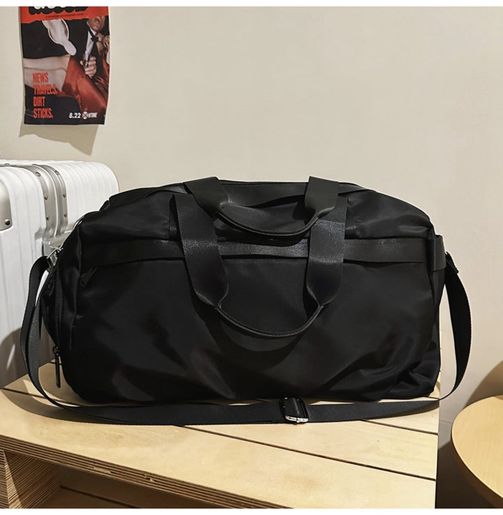 Multifunctional Travel Bag with Ergonomic Carrying Handle Bowlift