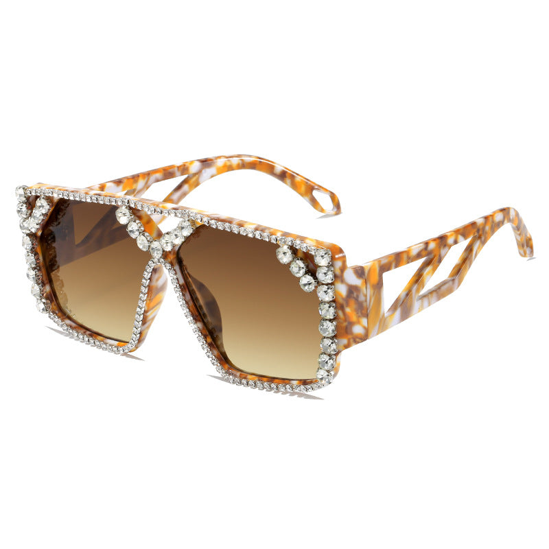 Women's Glamorous Oversized Sunglasses with Sparkling Frame and UV Protection Bowlift