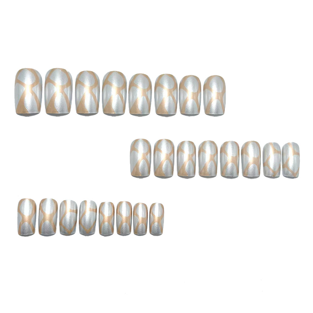 Artificial nails with elegant 3D pattern Bowlift