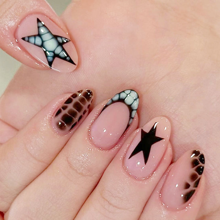 Artistic Themed Nail Design Collection Bowlift