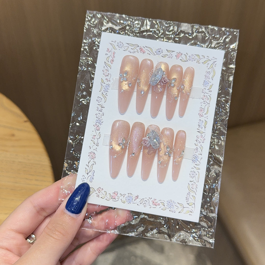 Artificial nails with romantic floral and glitter details Bowlift