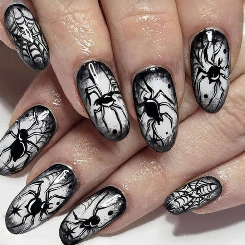 Spooky-Themed Press-On Nail Set Bowlift