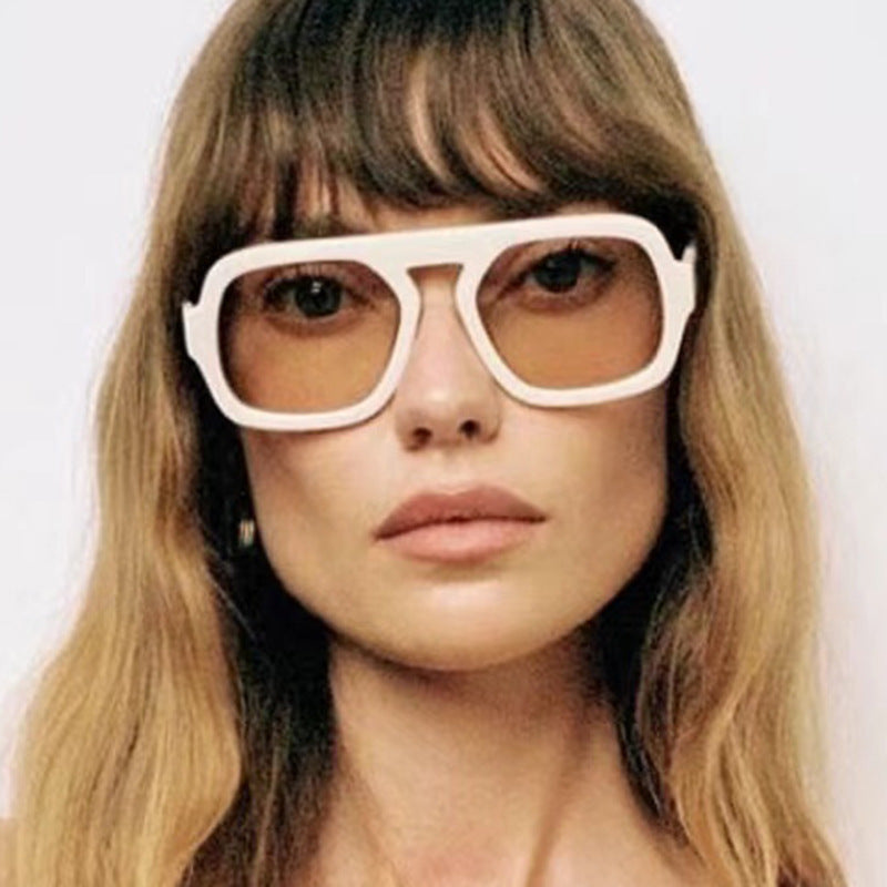 Women's modern oversized sunglasses in angular design Bowlift