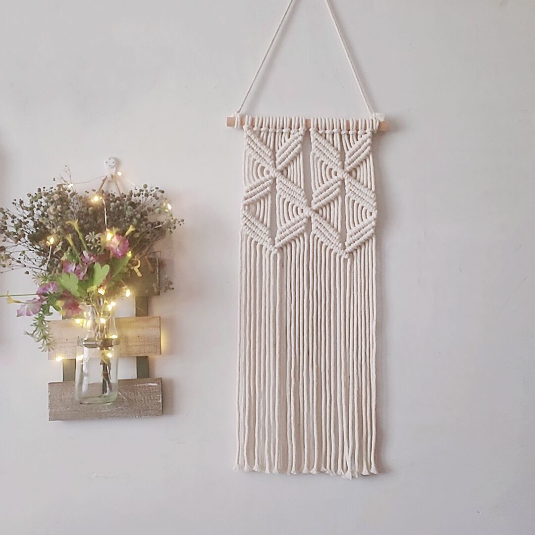 Decorative Wall Hanging Bowlift