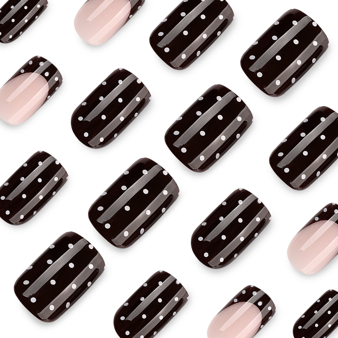 Artful Nail Art with Trendy Dot Design Bowlift