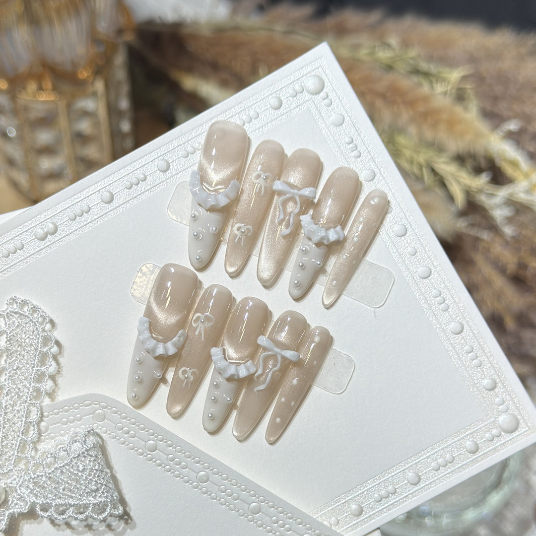 Elegant Press-On Nail Set with Ruffled Accents Bowlift