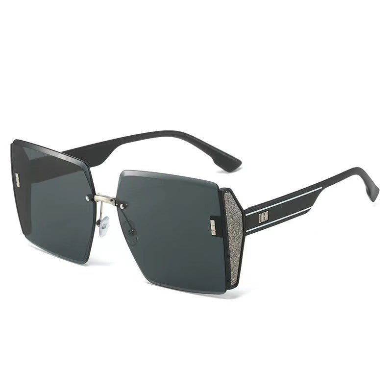 Ladies extravagant square sunglasses frame with glittering accents Bowlift