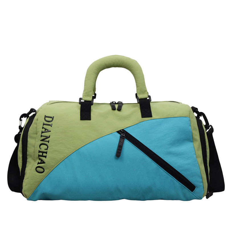 Sporty travel bag with various compartments and durable material Bowlift