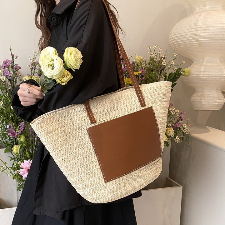 Spacious macrame tote bag with elegant leather accent Bowlift