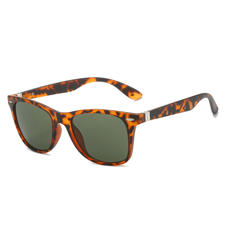 Women’s fashionable sunglasses with protective UV protection and trendy design Bowlift