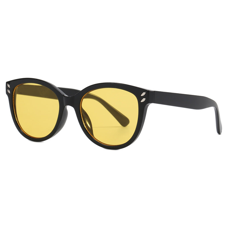 Ladies fashionable designer sunglasses with unique glamour frame Bowlift