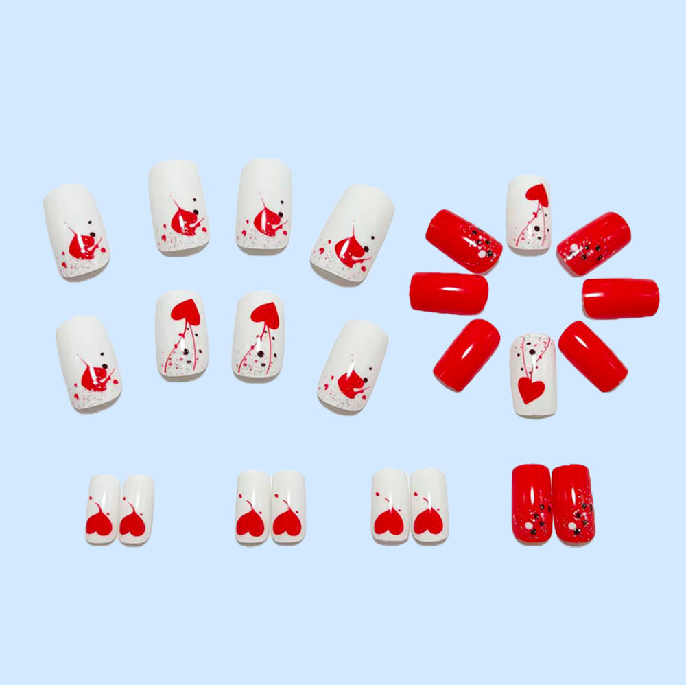 Artificial nails with creative heart design Bowlift