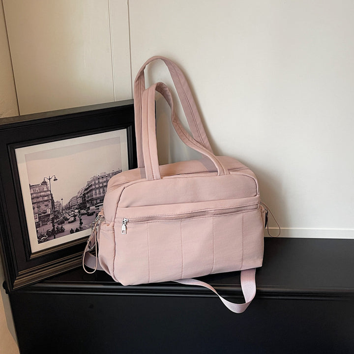 Fashionable handbag Bowlift