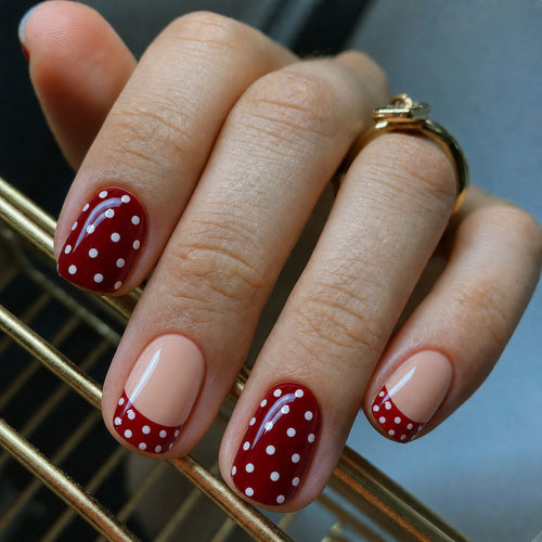 Elegant Press-On Fingernails with DIY Set Bowlift