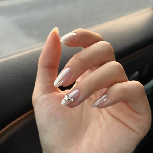 Elegant Decorative Press-On Nail Set with Rhinestone Accents Bowlift