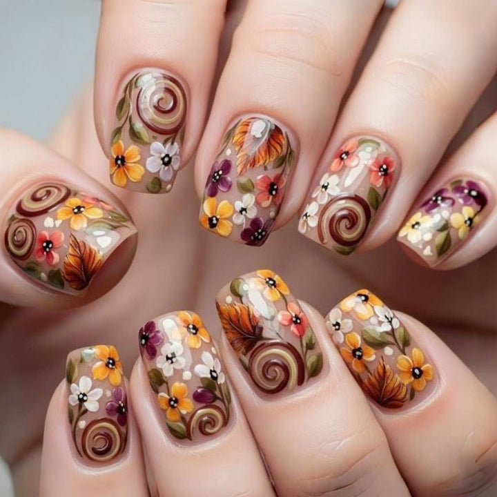 Artificial nail set with striking floral decorations Bowlift