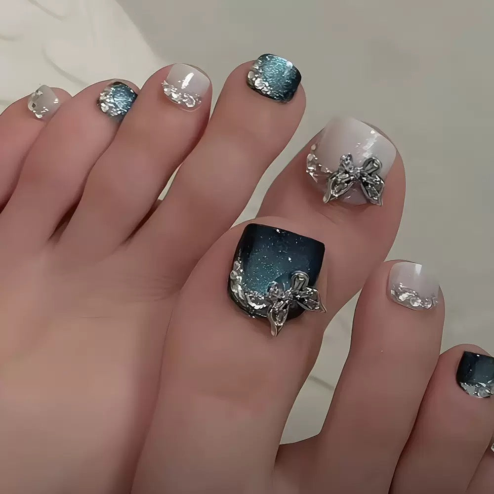 Artificial nail set with elegant 3D decorations and glitter accents Bowlift