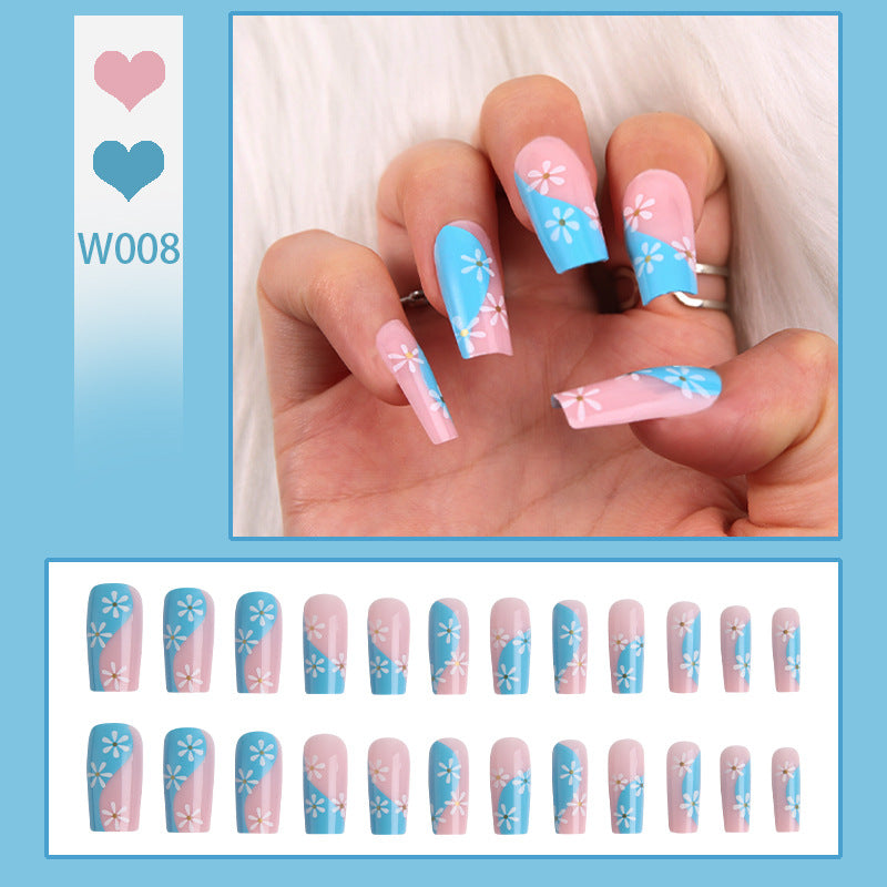 Artificial nails with delicate flower design Bowlift