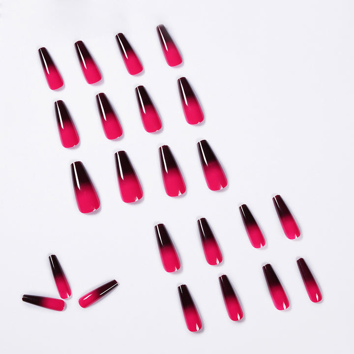 Artificial nail extensions with ombre effect Bowlift