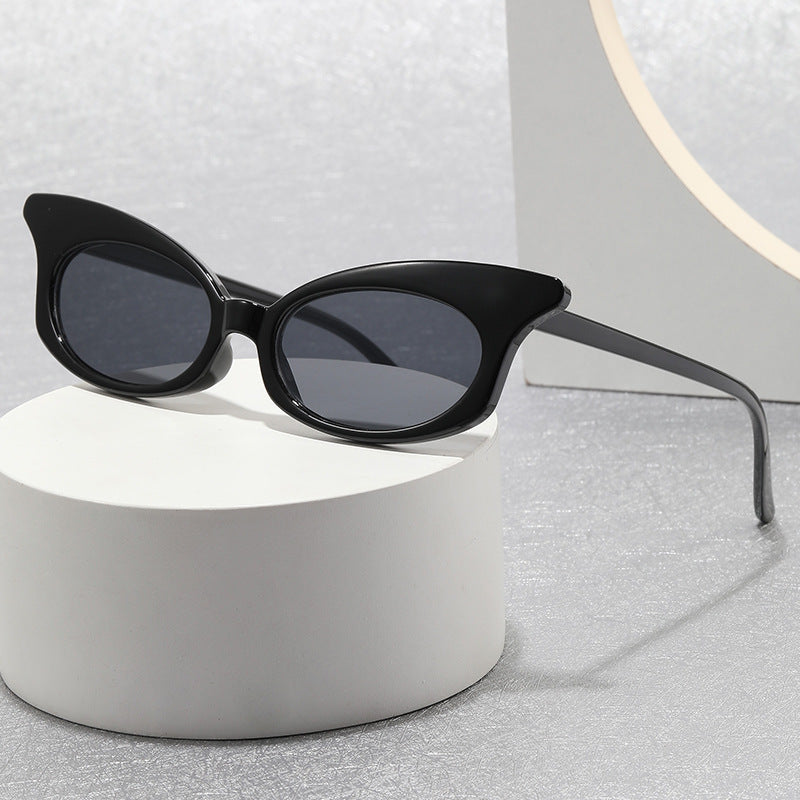 Women Cat-Eye Sunglasses with Transparent Frame and UV Protection Bowlift